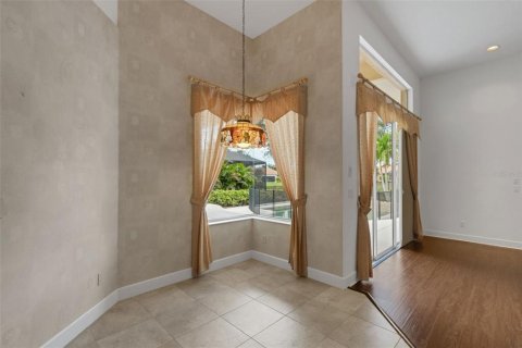 Villa ou maison à vendre à Sarasota, Floride: 3 chambres, 277.87 m2 № 2422823 - photo 23