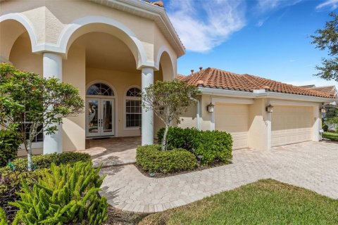 Villa ou maison à vendre à Sarasota, Floride: 3 chambres, 277.87 m2 № 2422823 - photo 8