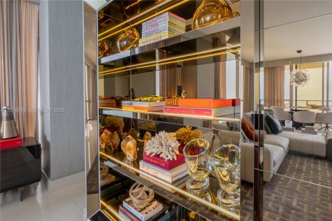 Condo in Sunny Isles Beach, Florida, 4 bedrooms  № 2040530 - photo 7