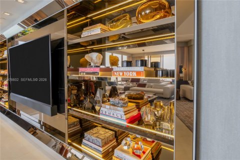 Condo in Sunny Isles Beach, Florida, 4 bedrooms  № 2040530 - photo 6