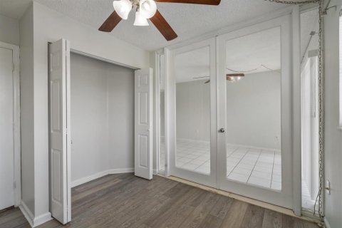 Condominio en alquiler en Fort Lauderdale, Florida, 2 dormitorios, 65.03 m2 № 2247810 - foto 11