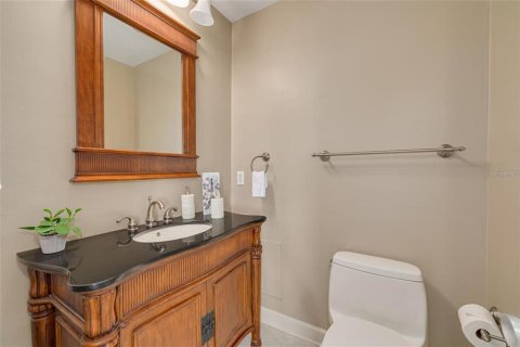 Condo in Belleair Bluffs, Florida, 2 bedrooms  № 2143172 - photo 20