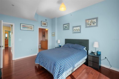 Condo in Tampa, Florida, 2 bedrooms  № 1789979 - photo 26