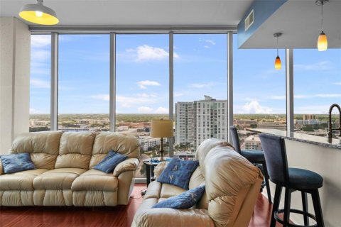 Condo in Tampa, Florida, 2 bedrooms  № 1789979 - photo 6