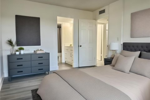 Снять в аренду кондоминиум в Майами, Флорида 2 спальни, 78.5м2, № 1988428 - фото 10