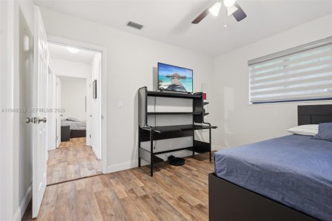 Villa ou maison à vendre à Hollywood, Floride: 4 chambres, 193.79 m2 № 2005356 - photo 20