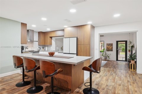 Villa ou maison à vendre à Hollywood, Floride: 4 chambres, 193.79 m2 № 2005356 - photo 15