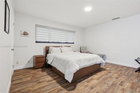 Villa ou maison à vendre à Hollywood, Floride: 4 chambres, 193.79 m2 № 2005356 - photo 26