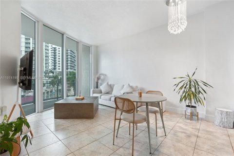 Copropriété à louer à Miami, Floride: 2 chambres, 88.07 m2 № 2042728 - photo 8