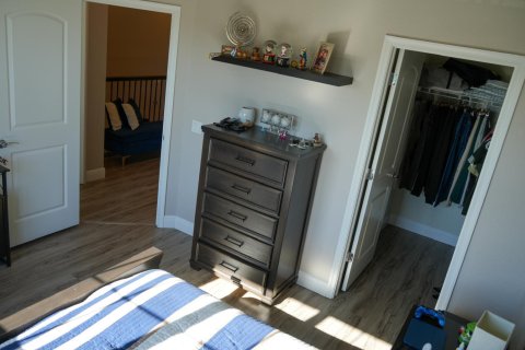 Adosado en venta en Lake Worth, Florida, 3 dormitorios, 180.51 m2 № 2397294 - foto 9