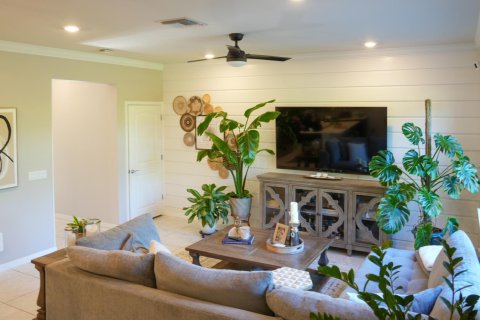 Adosado en venta en Lake Worth, Florida, 3 dormitorios, 180.51 m2 № 2397294 - foto 19