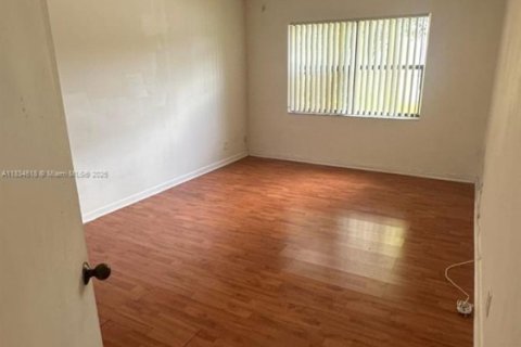Condo in Doral, Florida, 1 bedroom  № 1816457 - photo 8