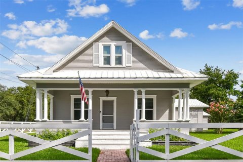Casa en venta en Zephyrhills, Florida, 3 dormitorios, 234.11 m2 № 1908593 - foto 10
