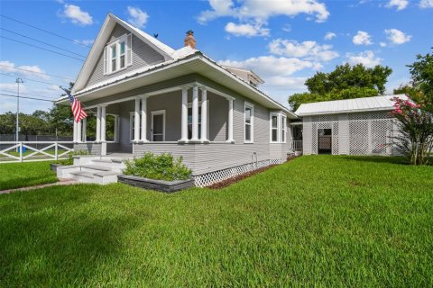 Casa en venta en Zephyrhills, Florida, 3 dormitorios, 234.11 m2 № 1908593 - foto 7