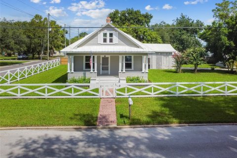 Casa en venta en Zephyrhills, Florida, 3 dormitorios, 234.11 m2 № 1908593 - foto 6