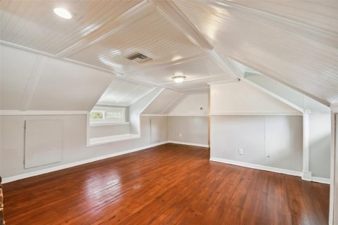 Casa en venta en Zephyrhills, Florida, 3 dormitorios, 234.11 m2 № 1908593 - foto 30