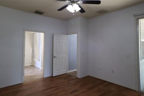 House in Ocala, Florida 4 bedrooms, 208.01 sq.m. № 2209592 - photo 20