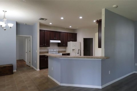 House in Ocala, Florida 4 bedrooms, 208.01 sq.m. № 2209592 - photo 6