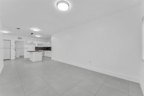 Immobilier commercial à vendre à Miami, Floride № 2001895 - photo 7