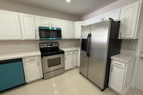 Villa ou maison à louer à Riviera Beach, Floride: 3 chambres, 99.31 m2 № 2040191 - photo 17