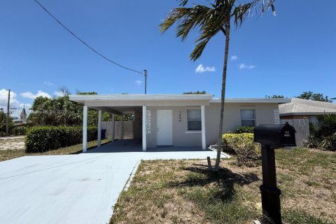 Villa ou maison à louer à Riviera Beach, Floride: 3 chambres, 99.31 m2 № 2040191 - photo 2