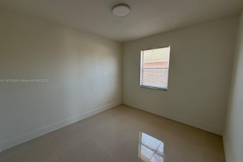 Villa ou maison à louer à Riviera Beach, Floride: 3 chambres, 99.31 m2 № 2040191 - photo 6