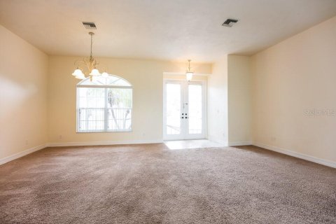 Villa ou maison à louer à Cape Coral, Floride: 3 chambres, 201.78 m2 № 1918009 - photo 2
