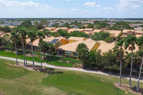 Townhouse in Poinciana, Florida 2 bedrooms, 142.98 sq.m. № 1733621 - photo 8