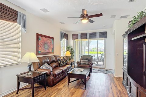 Townhouse in Poinciana, Florida 2 bedrooms, 142.98 sq.m. № 1733621 - photo 21