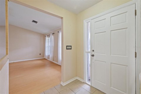 Купить виллу или дом в Спринг-Хилл, Флорида 6 комнат, 130.99м2, № 1899884 - фото 4