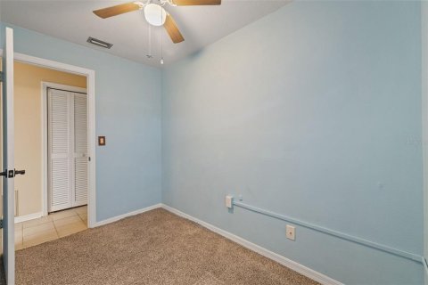 Купить виллу или дом в Спринг-Хилл, Флорида 6 комнат, 130.99м2, № 1899884 - фото 28