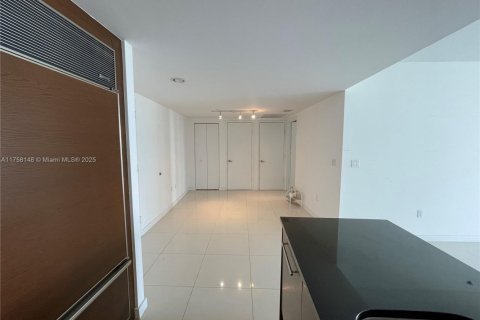 Copropriété à vendre à Miami, Floride: 2 chambres, 123.1 m2 № 1958138 - photo 13