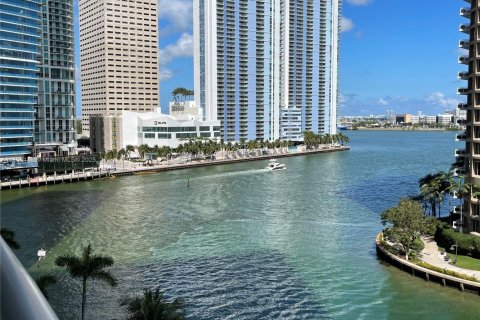 Copropriété à vendre à Miami, Floride: 2 chambres, 123.1 m2 № 1958138 - photo 6