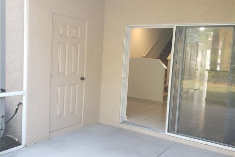 Adosado en alquiler en Spring Hill, Florida, 2 dormitorios, 124.02 m2 № 2114974 - foto 8