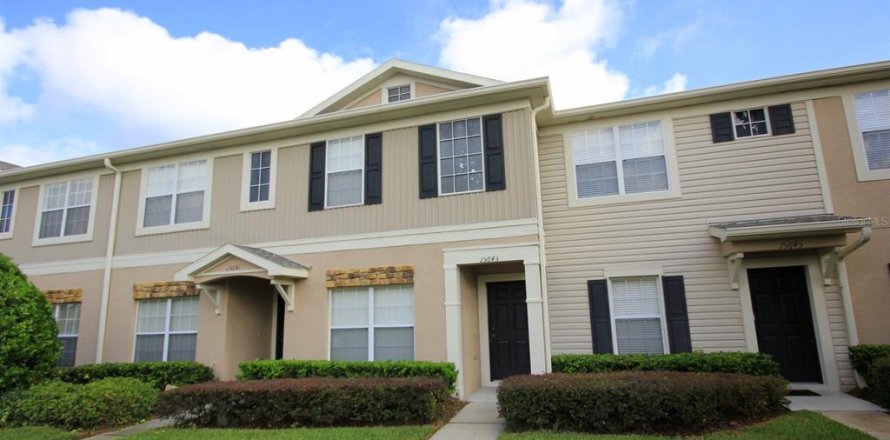 Adosado en Spring Hill, Florida 2 dormitorios, 124.02 m2 № 2114974