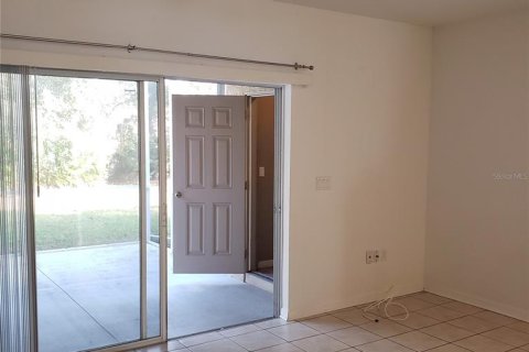 Adosado en alquiler en Spring Hill, Florida, 2 dormitorios, 124.02 m2 № 2114974 - foto 7