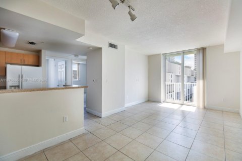 Apartment in Miami, Florida 2 bedrooms, 91.69 sq.m. № 2040563