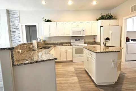 Casa en venta en Port St. Lucie, Florida, 3 dormitorios, 218.97 m2 № 2176625 - foto 4