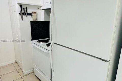 Copropriété à vendre à Miami, Floride: 2 chambres, 80.36 m2 № 2085371 - photo 13