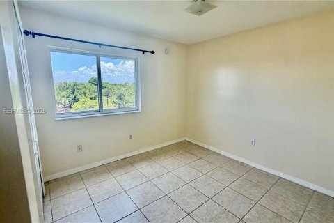 Copropriété à vendre à Miami, Floride: 2 chambres, 80.36 m2 № 2085371 - photo 9