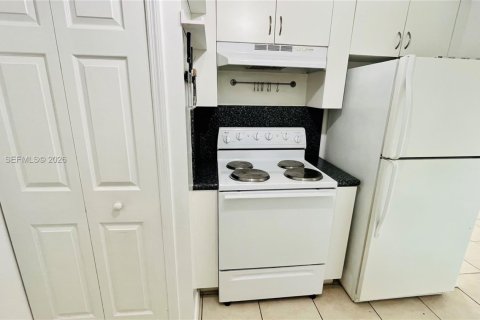 Copropriété à vendre à Miami, Floride: 2 chambres, 80.36 m2 № 2085371 - photo 10