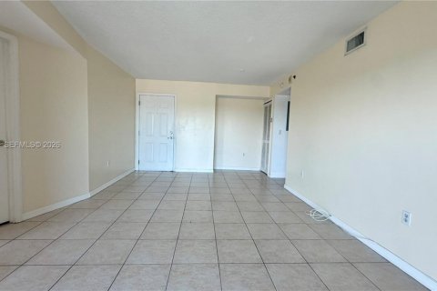 Copropriété à vendre à Miami, Floride: 2 chambres, 80.36 m2 № 2085371 - photo 21