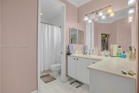 Купить виллу или дом в Катлер-Бей, Флорида 4 спальни, 174.84м2, № 1991878 - фото 15