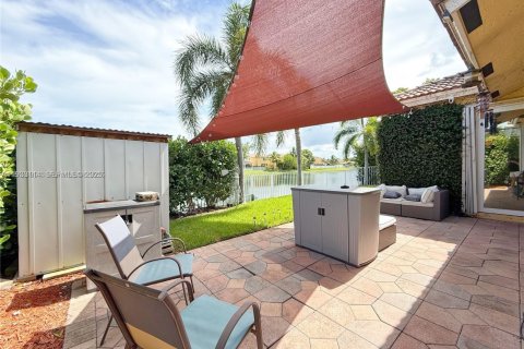 Купить виллу или дом в Катлер-Бей, Флорида 4 спальни, 174.84м2, № 1991878 - фото 24