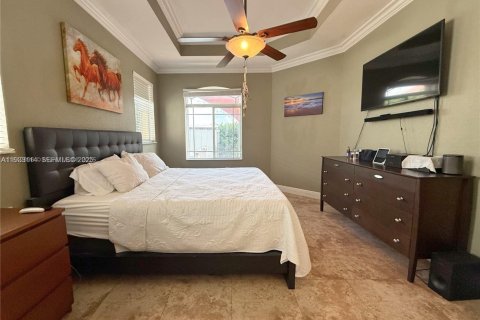 Купить виллу или дом в Катлер-Бей, Флорида 4 спальни, 174.84м2, № 1991878 - фото 12