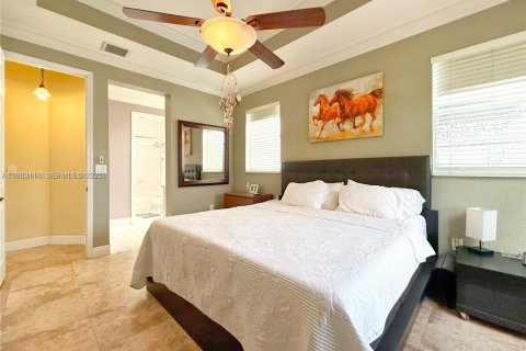 Купить виллу или дом в Катлер-Бей, Флорида 4 спальни, 174.84м2, № 1991878 - фото 14