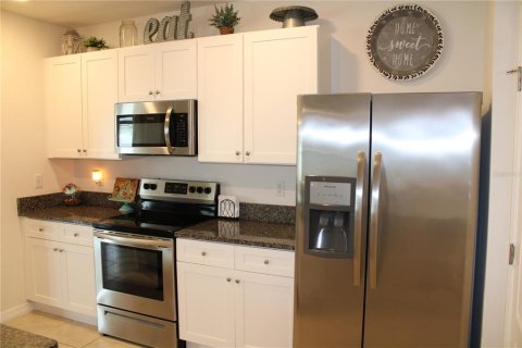 Casa en venta en Mulberry, Florida, 3 dormitorios, 157 m2 № 1841479 - foto 8