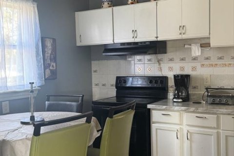 House in Winter Haven, Florida 2 bedrooms, 53.51 sq.m. № 1822595 - photo 10