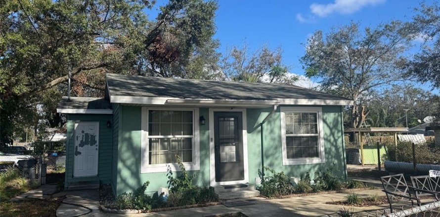House in Winter Haven, Florida 2 bedrooms, 53.51 sq.m. № 1822595