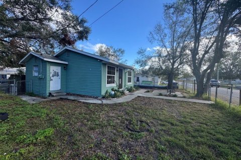 House in Winter Haven, Florida 2 bedrooms, 53.51 sq.m. № 1822595 - photo 3